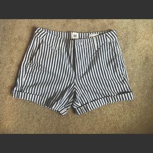Gap city shorts size 0